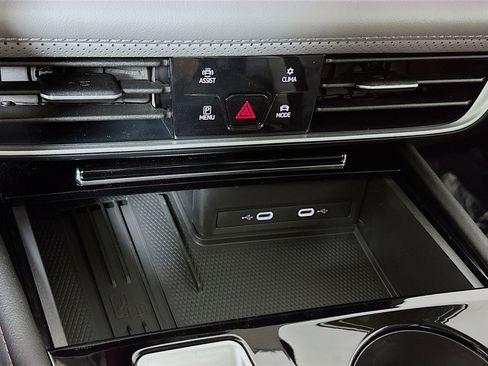 New 2026 Volkswagen Atlas Peak Edition AWD/4WD image 15