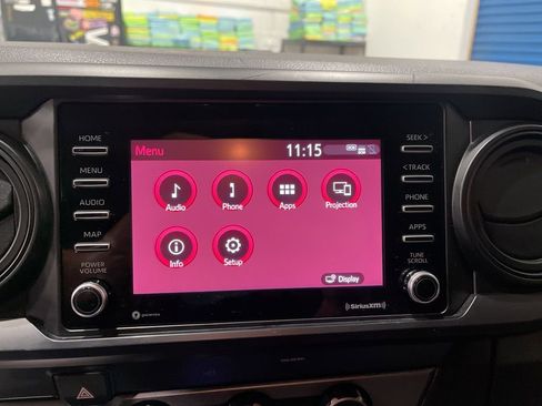 Used 2022 Toyota Tacoma SR w/ SR Convenience Package RWD image 11