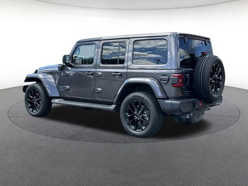 Certified 2025 Jeep Wrangler Unlimited Sahara AWD/4WD image 3
