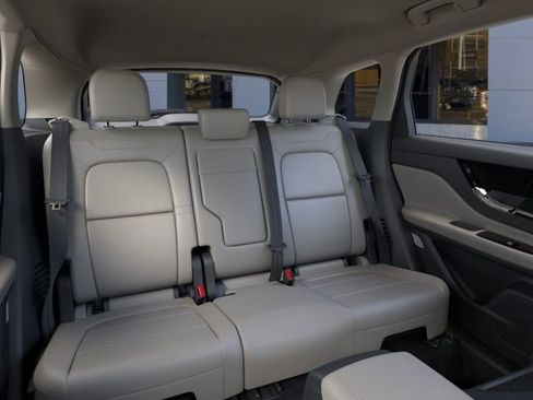 New 2026 Lincoln Corsair Premiere image 12