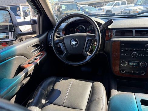 Used 2008 Chevrolet Silverado 3500 LTZ w/ Suspension Package, Off-Road image 24