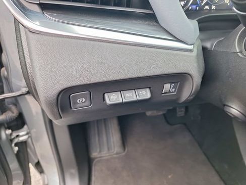 Used 2024 Buick Enclave Premium AWD/4WD image 20