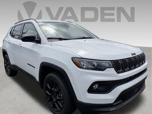 New 2026 Jeep Compass Latitude AWD/4WD image 5