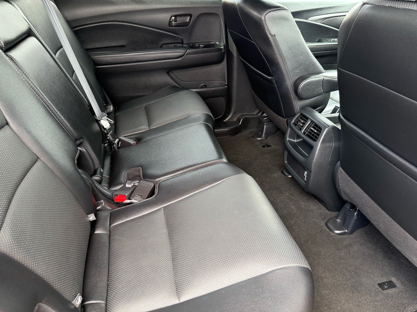 Used 2022 Honda Passport EX-L image 29