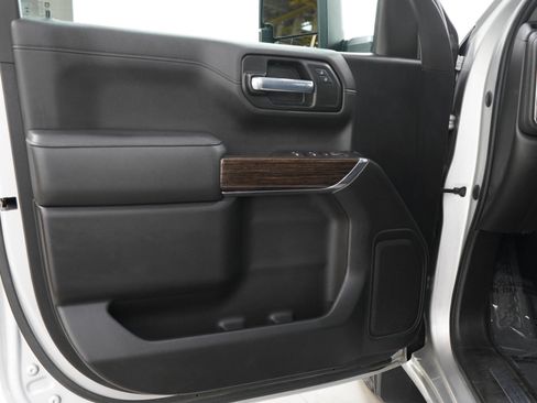 Used 2021 GMC Sierra 1500 SLE AWD/4WD image 19