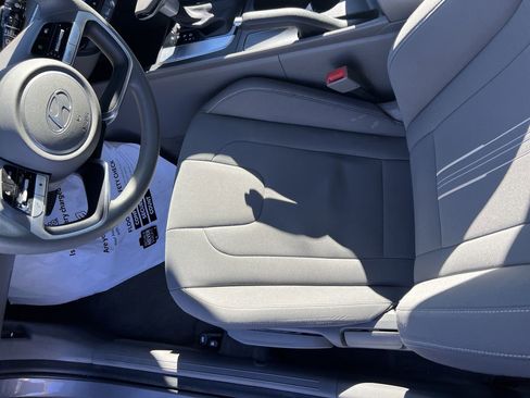 Used 2024 Hyundai Elantra SEL image 16