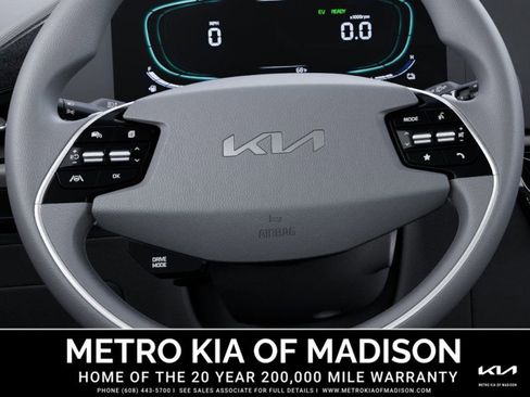 New 2026 Kia Niro LX image 22