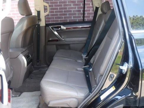 Used 2013 Lexus GX 460 AWD/4WD image 17