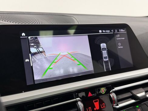 Used 2020 BMW 330i xDrive Sedan w/ M Sport Package image 21