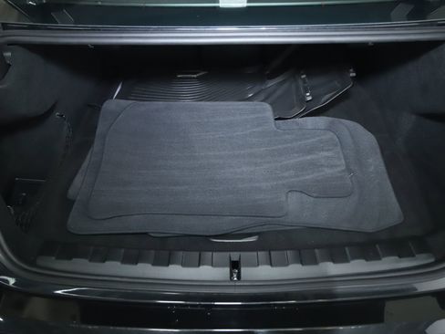 Used 2021 BMW 330e xDrive 330e xDrive w/ Premium Package image 32