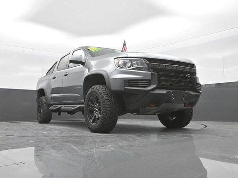 Used 2021 Chevrolet Colorado ZR2 w/ ZR2 Dusk Special Edition AWD/4WD image 34
