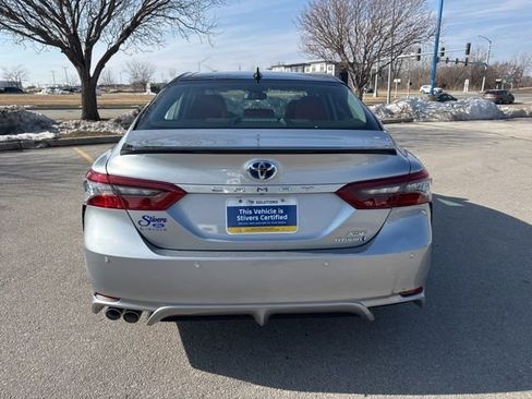 Used 2022 Toyota Camry XSE w/ Navigation Upgrade Package image 5