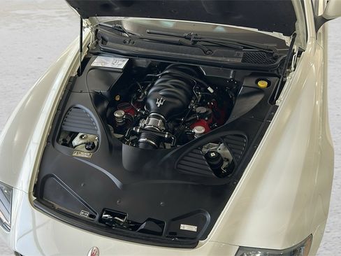 Used 2013 Maserati Quattroporte S image 19