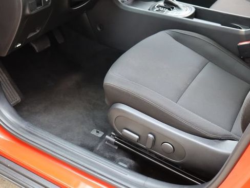 Used 2025 Hyundai Kona SEL FWD image 13