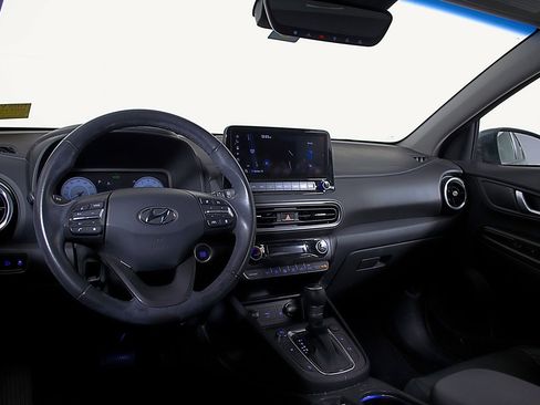 Used 2022 Hyundai Kona Limited image 12