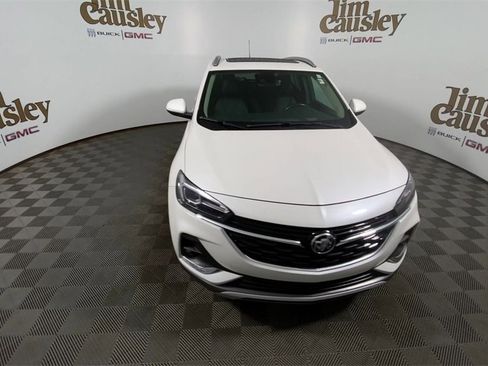 Used 2023 Buick Encore GX Essence w/ Experience Buick Package image 3