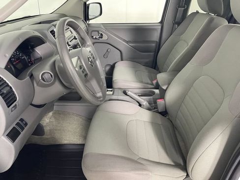 Used 2015 Nissan Frontier S RWD image 2