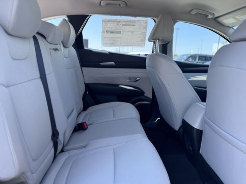 New 2026 Hyundai Tucson SE image 13