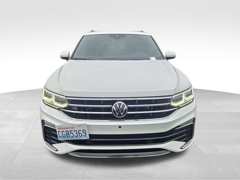 Certified 2023 Volkswagen Tiguan SEL R-Line image 2