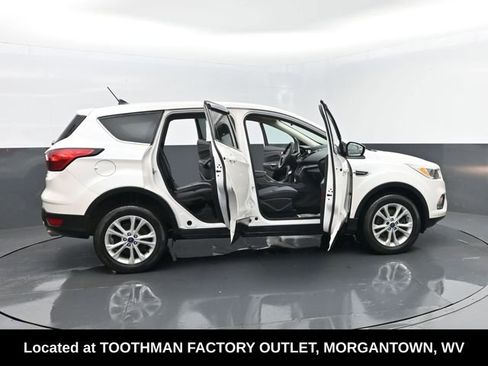 Used 2019 Ford Escape SE AWD/4WD image 28