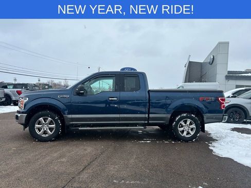 Used 2018 Ford F150 XLT w/ Equipment Group 302A Luxury image 3