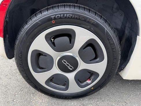 Used 2018 FIAT 500 e image 46