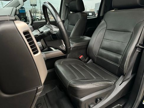 Used 2019 GMC Sierra 2500 Denali w/ Duramax Plus Package image 11