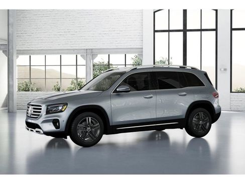 Used 2026 Mercedes-Benz GLB 250 4MATIC image 47
