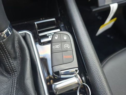 New 2026 Jeep Compass Limited image 29