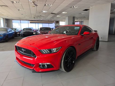 Used 2016 Ford Mustang GT Premium RWD image 4