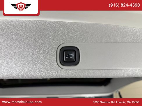 Used 2013 Chevrolet Tahoe LTZ AWD/4WD image 64