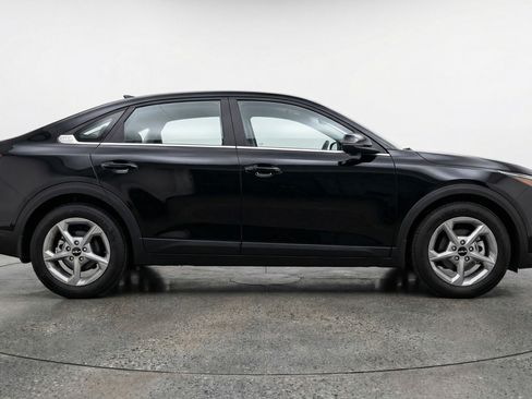 Used 2025 Kia K4 FWD image 11