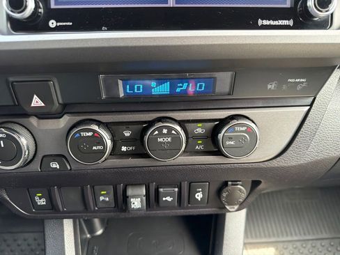 Used 2023 Toyota Tacoma TRD Off-Road w/ Advanced Technology Package AWD/4WD image 34