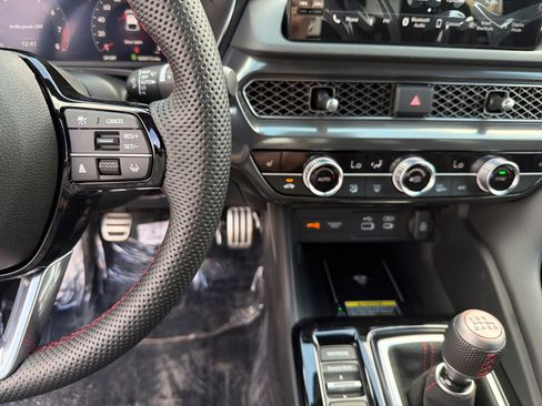 New 2026 Acura Integra Type S image 18