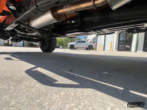 Used 2025 Jeep Gladiator Mojave image 22