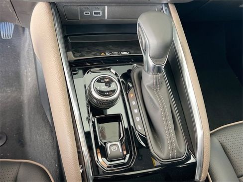 New 2026 GMC Canyon Denali image 12