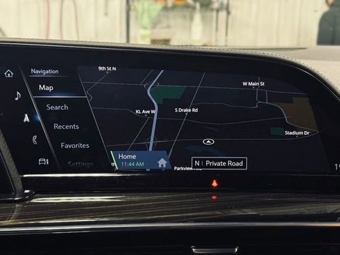 Used 2021 Cadillac Escalade Premium Luxury w/ LPO, Illumination Package image 44