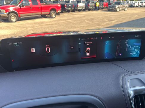 New 2025 Ford Expedition Platinum w/ Platinum Ultimate Package image 12