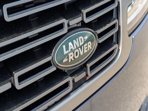 Used 2023 Land Rover Range Rover Sport SE AWD/4WD image 6