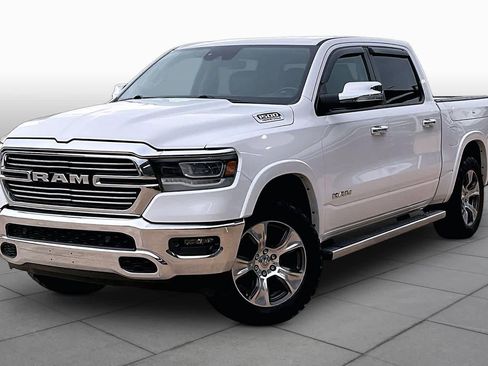 Used 2022 RAM 1500 Laramie AWD/4WD image 3