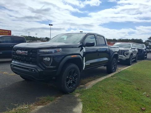 New 2025 GMC Canyon Elevation w/ Convenience Package image 3