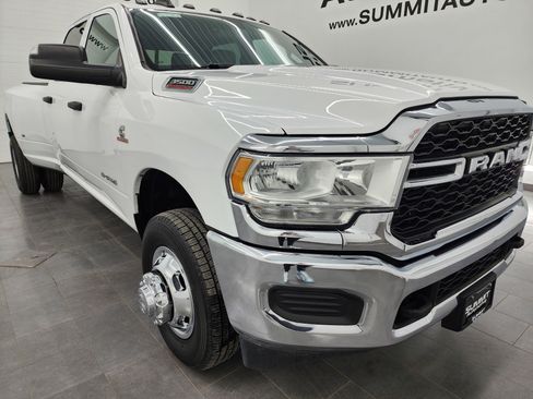 Used 2021 RAM 3500 Tradesman image 2
