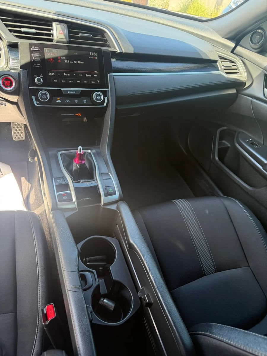Used 2019 Honda Civic Sport image 11