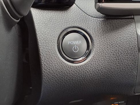 Certified 2025 Toyota Camry SE image 16