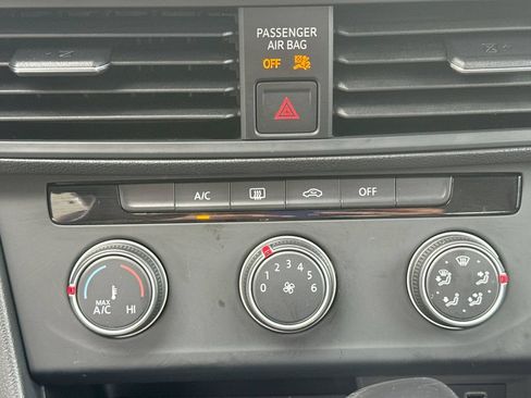 Certified 2023 Volkswagen Jetta S FWD image 16
