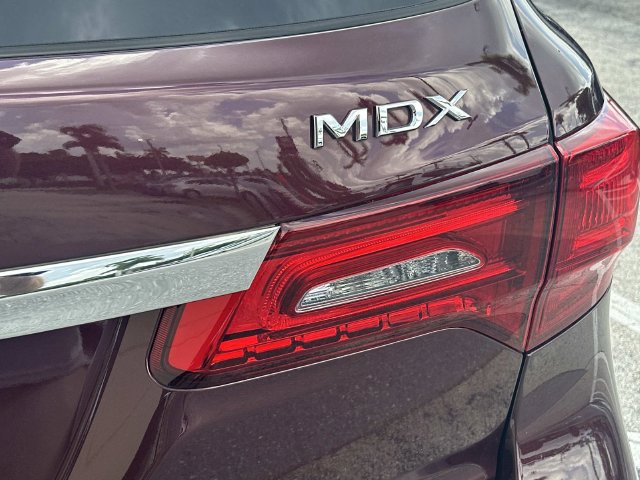 Used 2017 Acura MDX w/ Technology Package FWD image 10