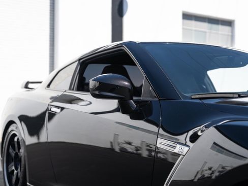 Used 2013 Nissan GT-R Black Edition AWD/4WD image 30