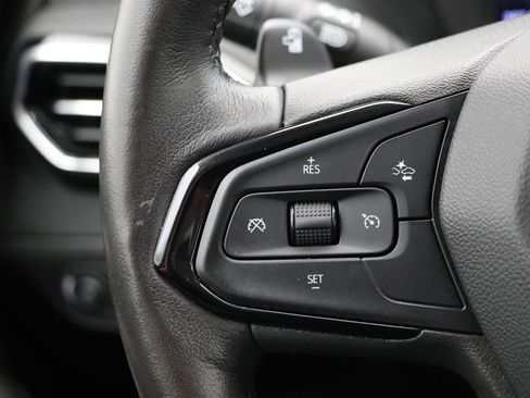 Used 2023 Chevrolet Bolt EUV LT w/ Convenience Package image 20