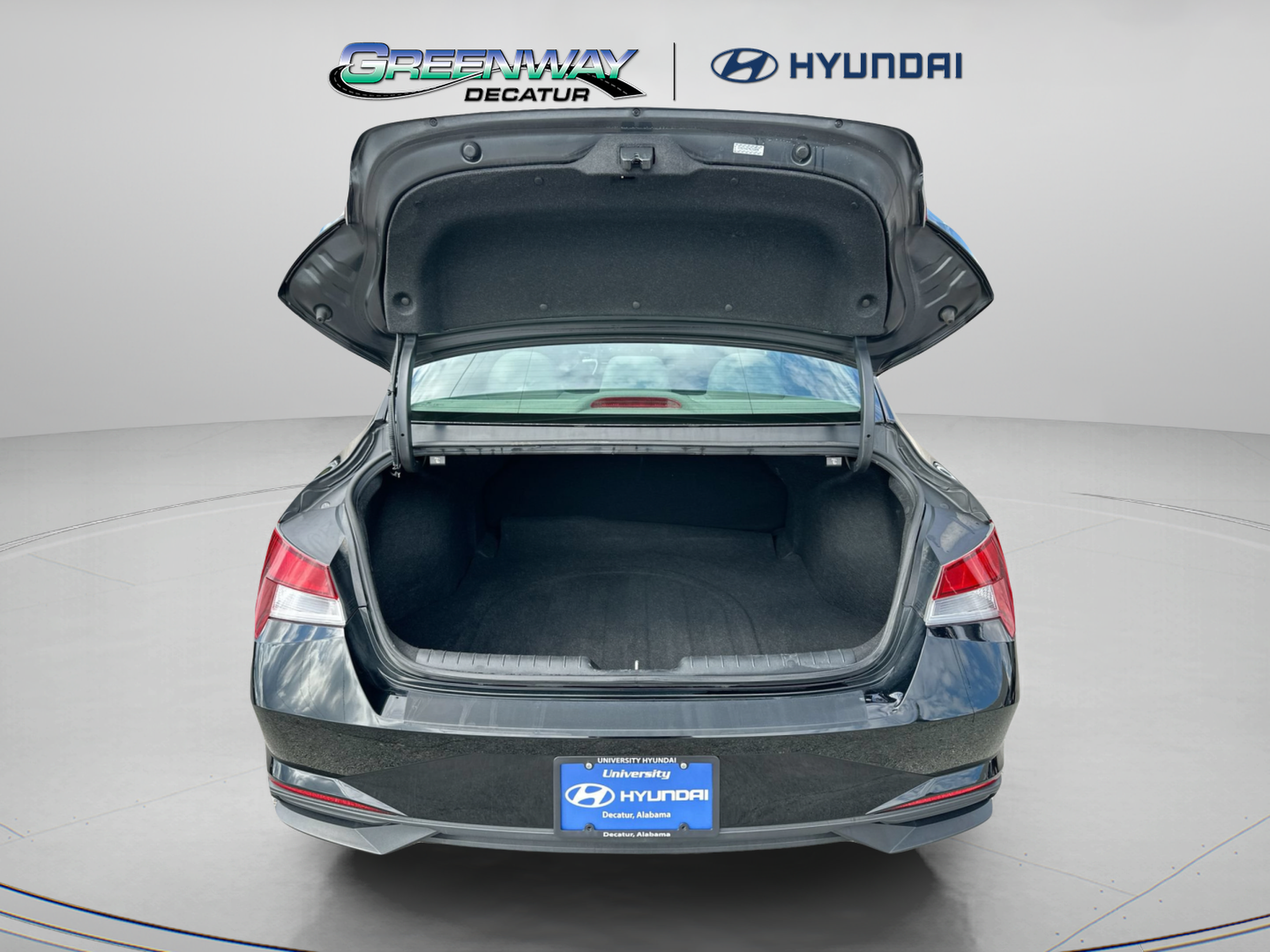Used 2022 Hyundai Elantra SEL FWD image 19