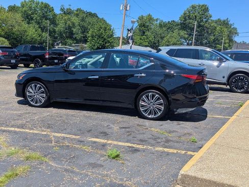 Used 2024 Nissan Altima 2.5 SL AWD/4WD image 5